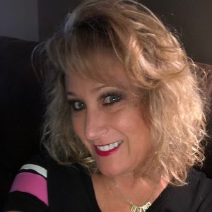 Meet your Posher, Lee anne